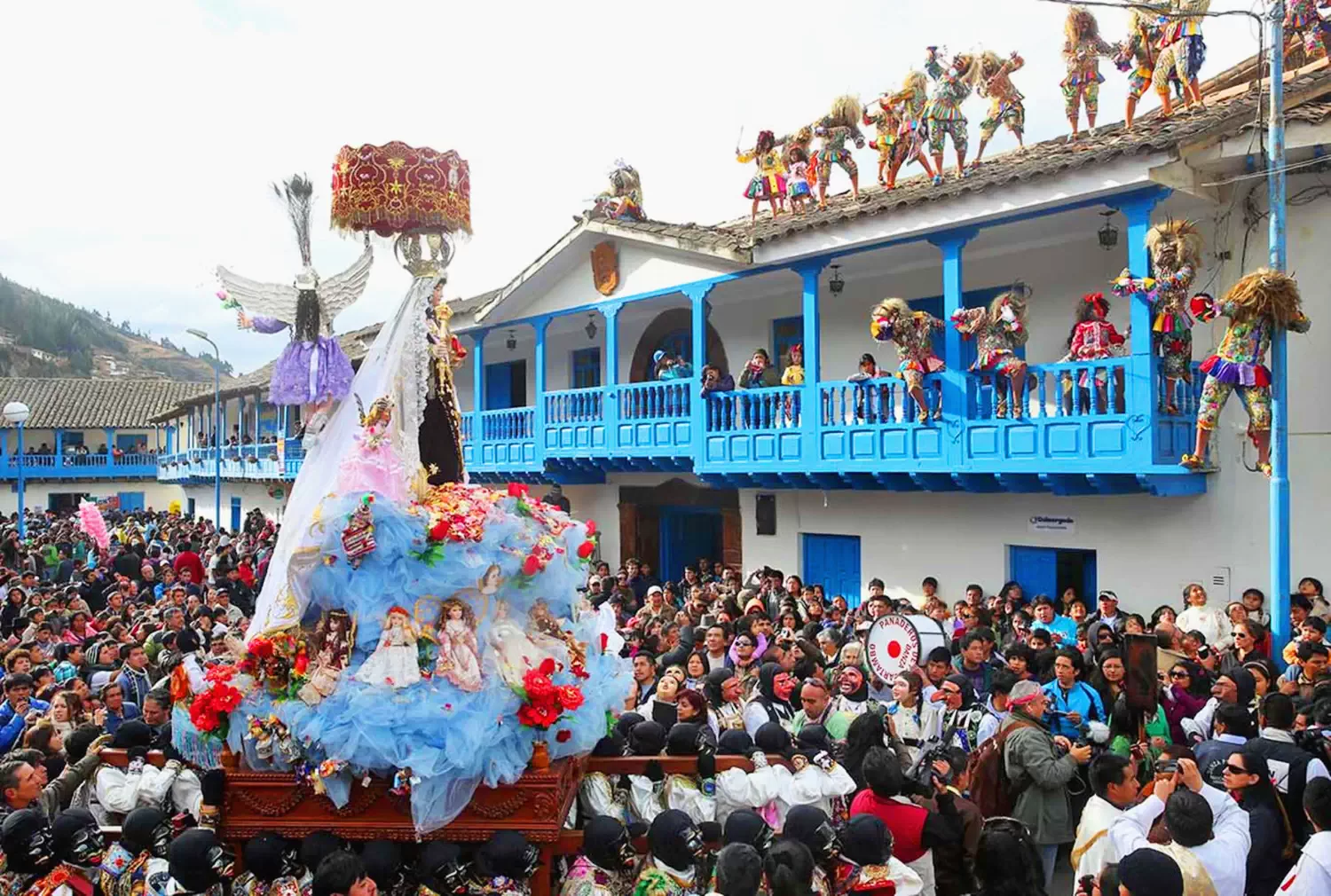 Fiesta de la virgen del Carmen en Paucartambo - Cusco